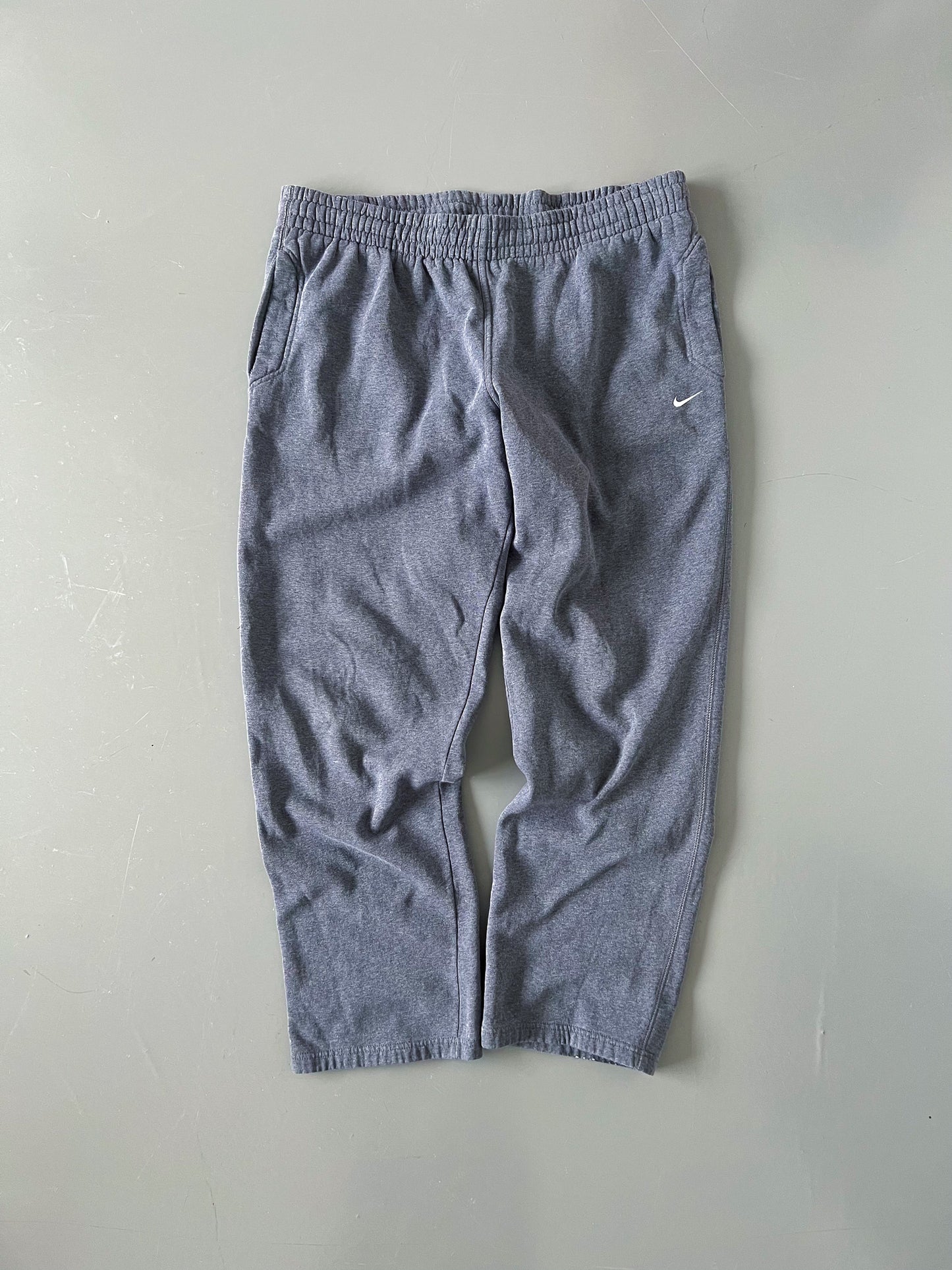 Nike Vintage Sweatpants | XL