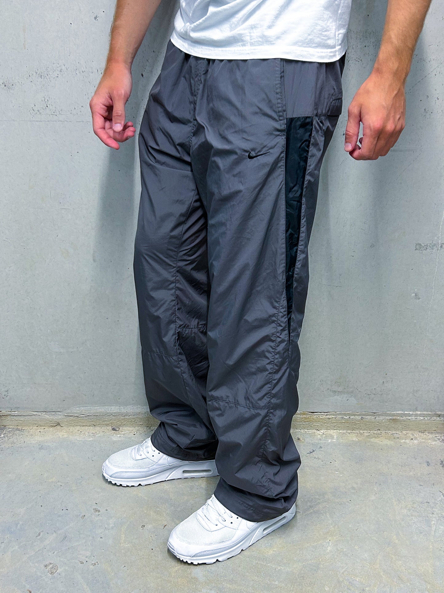 Nike Vintage Trackpants | L