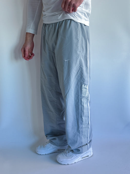 Nike Vintage Trackpants | L