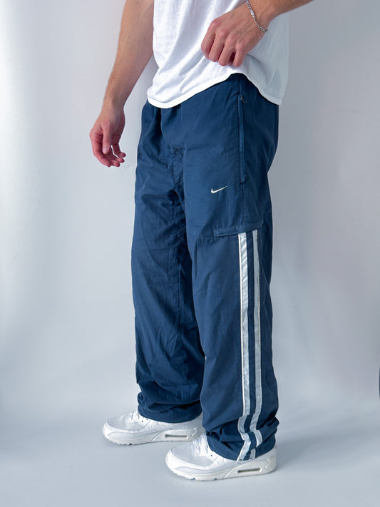 Nike Vintage Trackpants | L