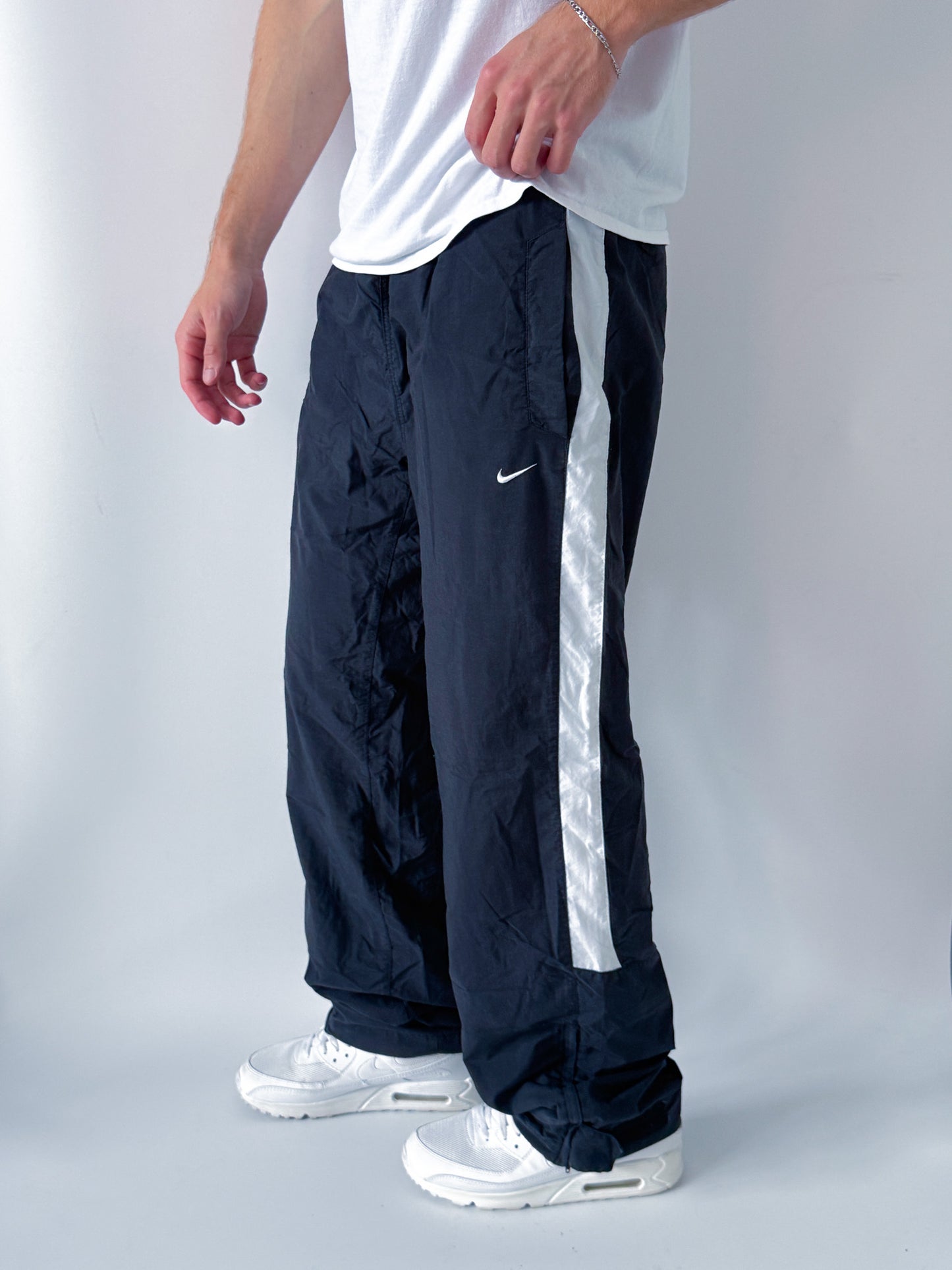 Nike Vintage Trackpants | L