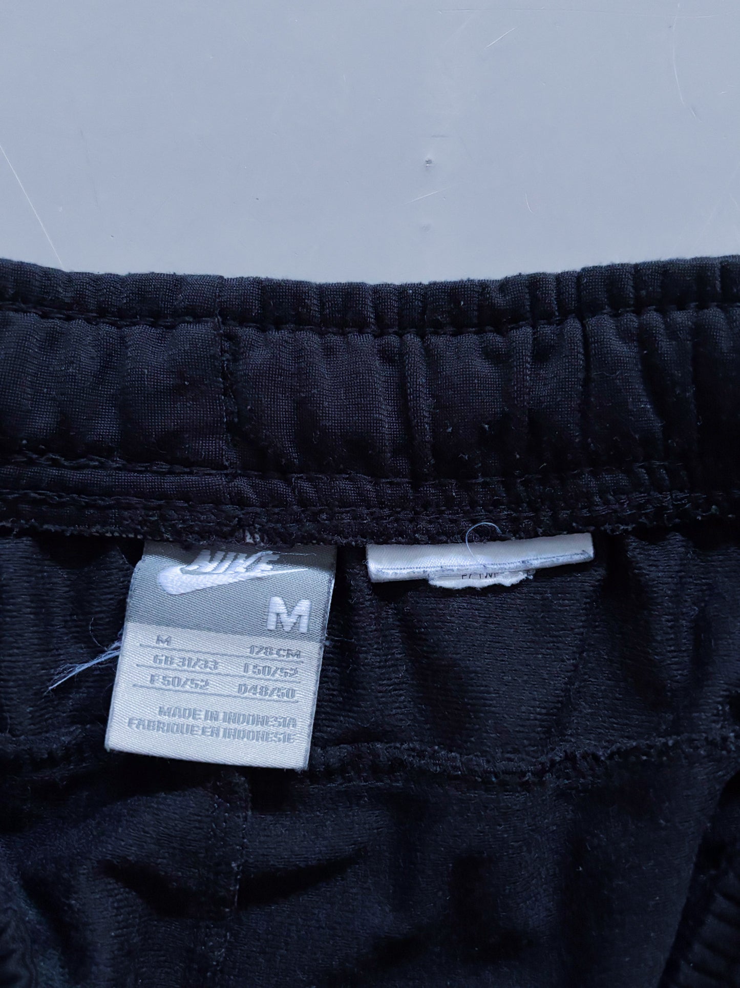 Nike Vintage *PREMIUM* Trackpants | M