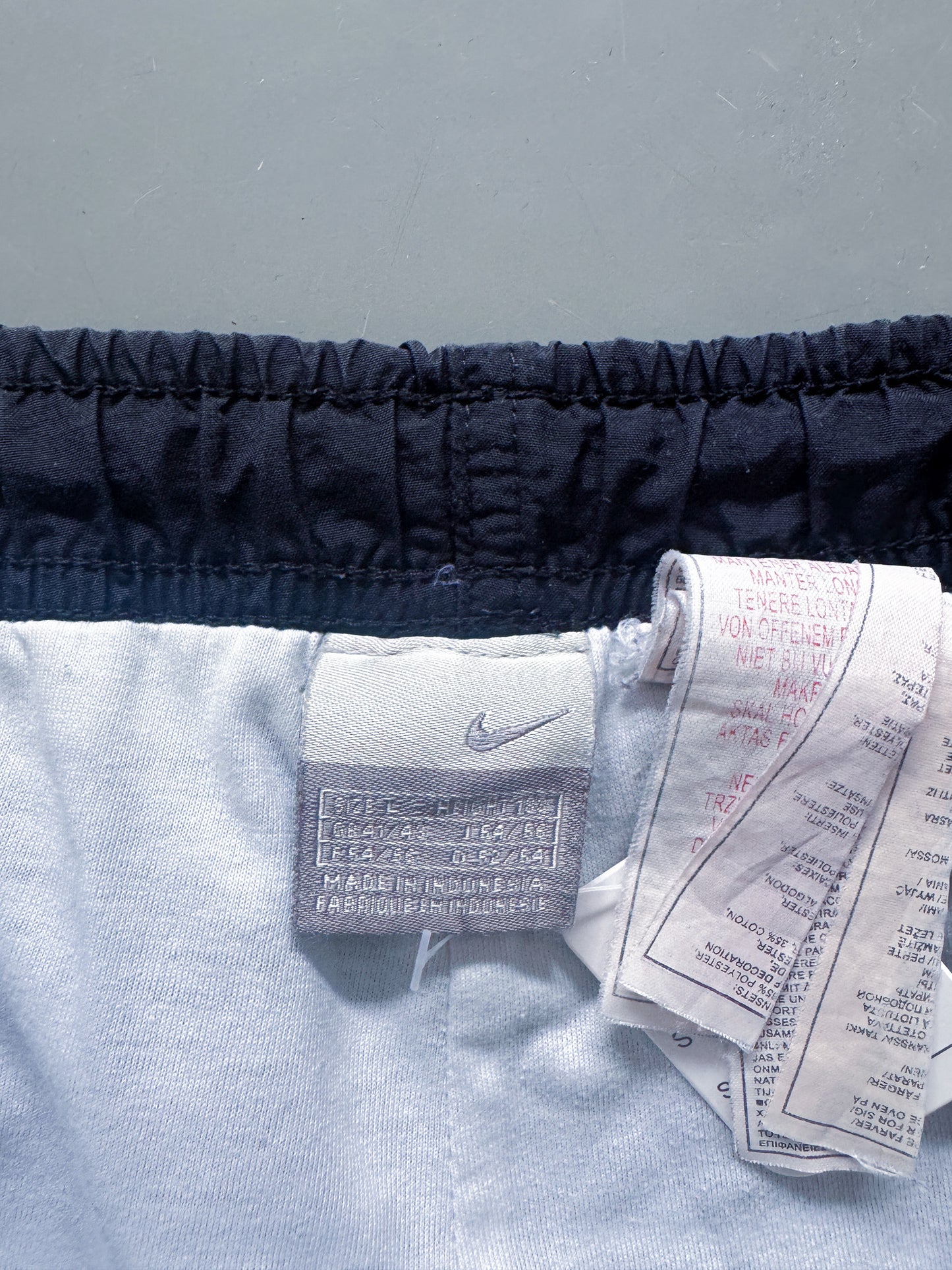 Nike Vintage Trackpants | L