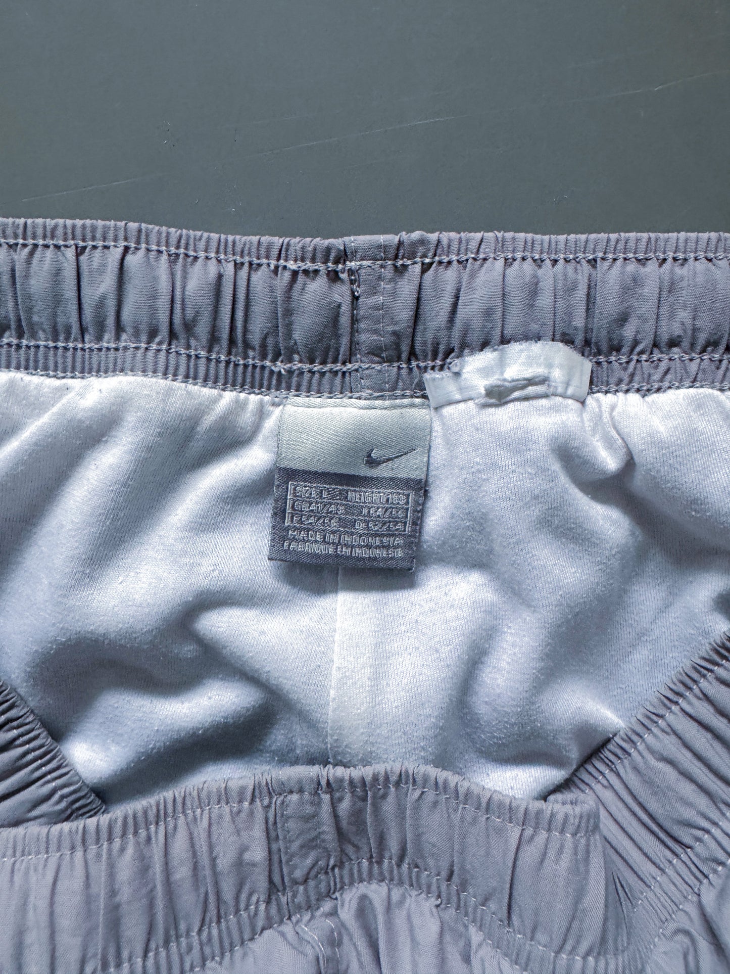 Nike Vintage Trackpants | L
