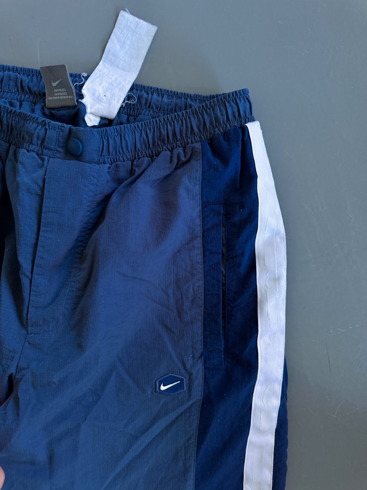 Nike Vintage *Hexagon* Trackpants | M