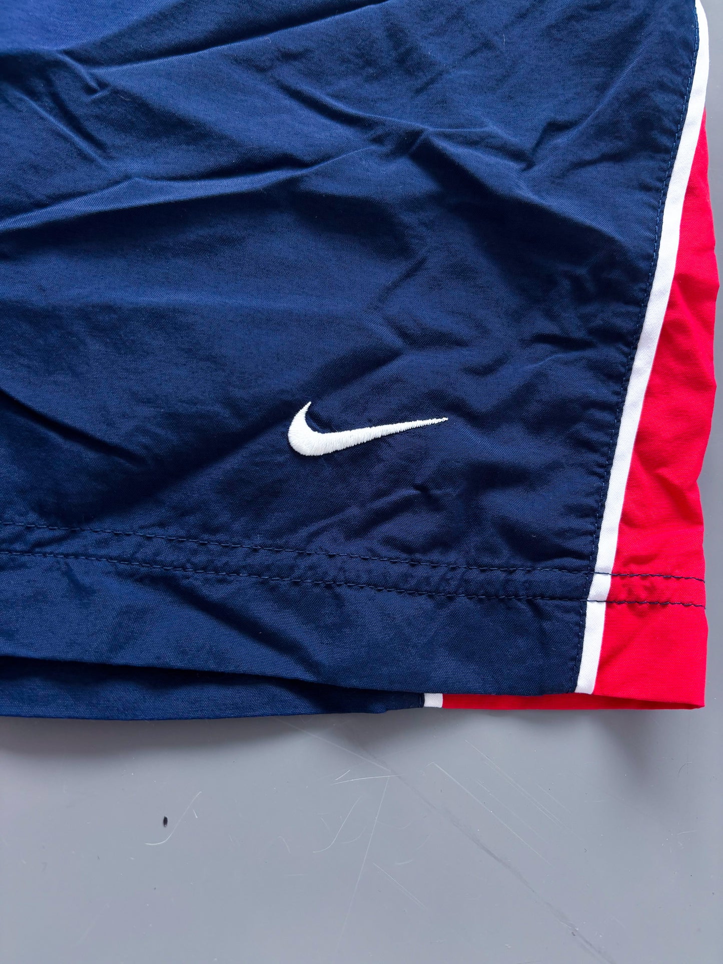 Nike Vintage Shorts | L
