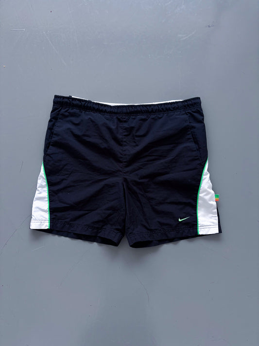 Nike Vintage Shorts | M