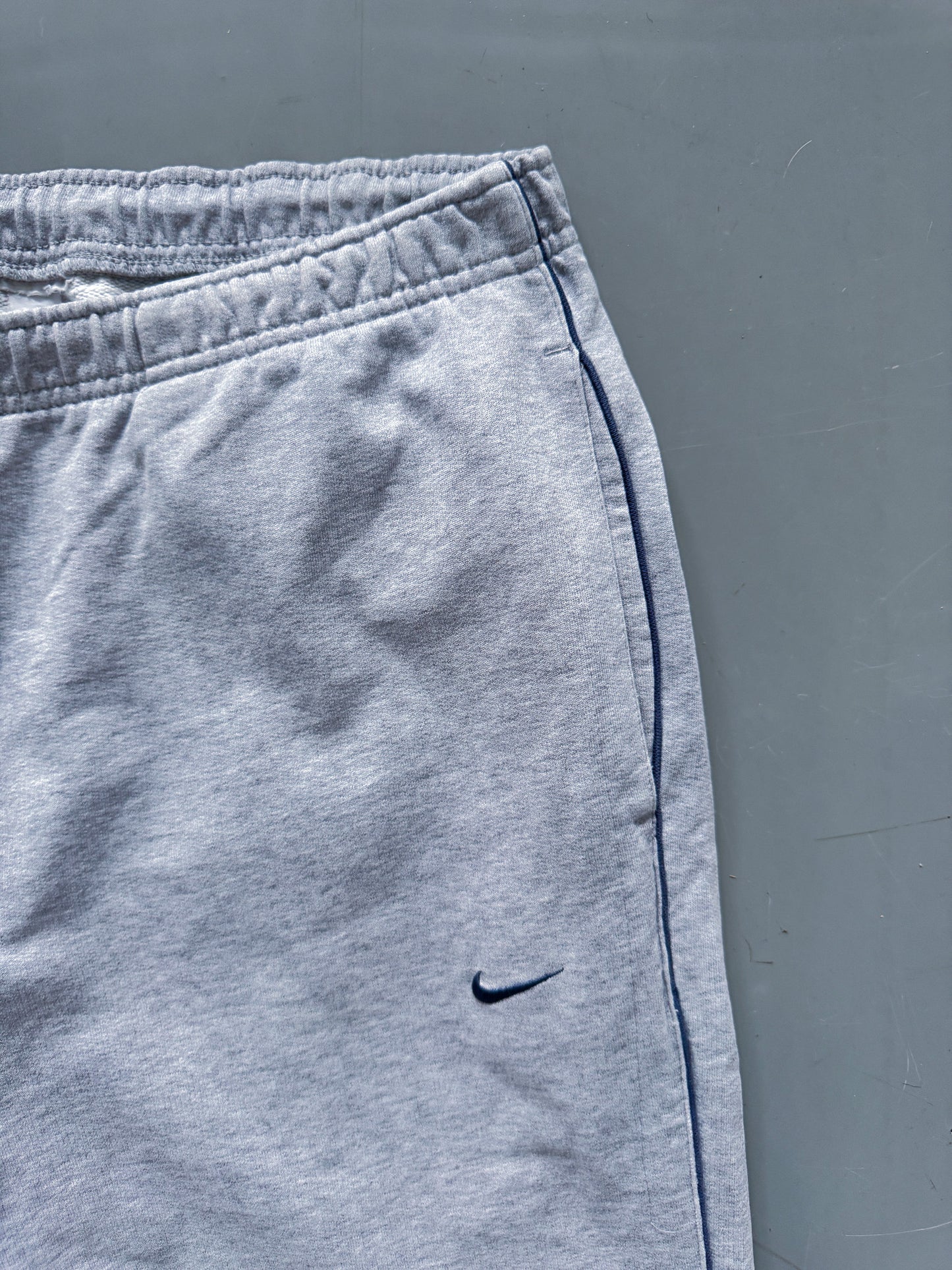 Nike Vintage *PREMIUM* Sweatpants | L