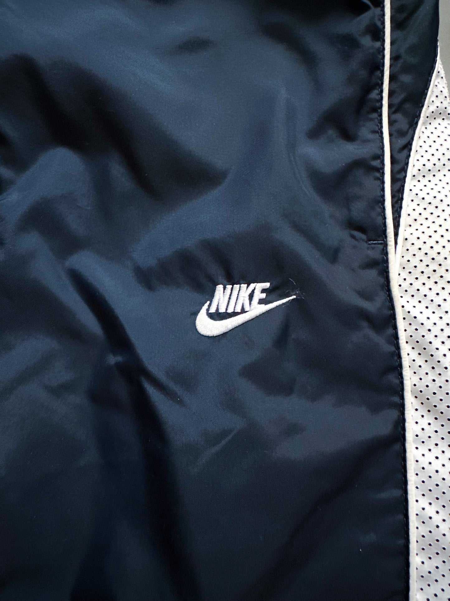 Nike Vintage *Premium* Trackpants | L