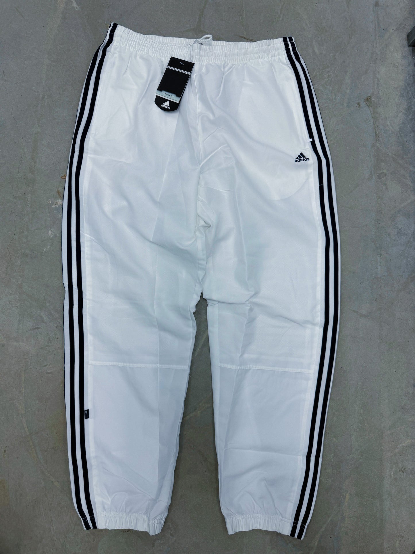 Adidas Vintage *Deadstock* Trackpants | XXL