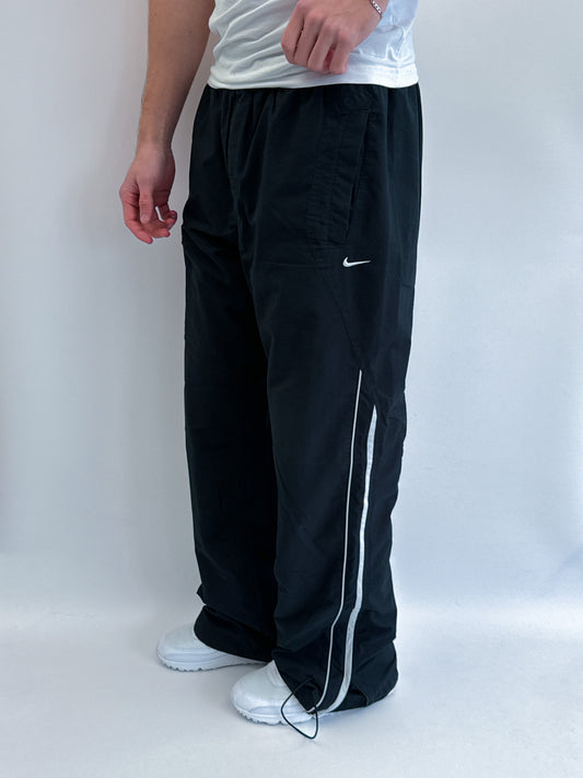 Nike Vintage *PREMIUM* Trackpants | M