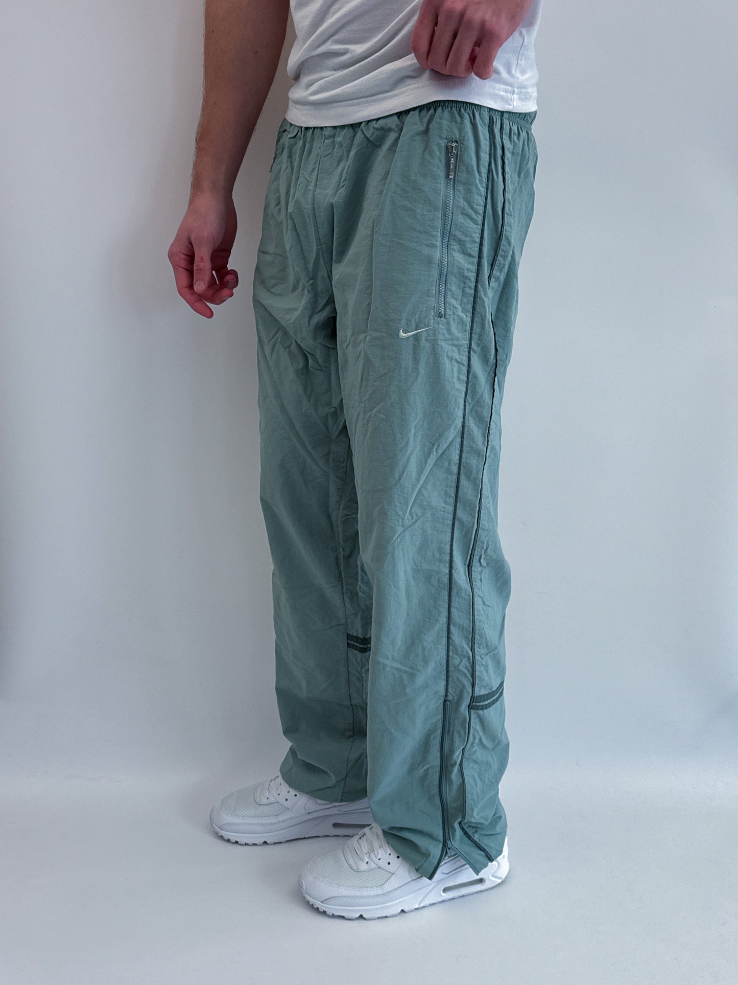 Nike Vintage Trackpants | L