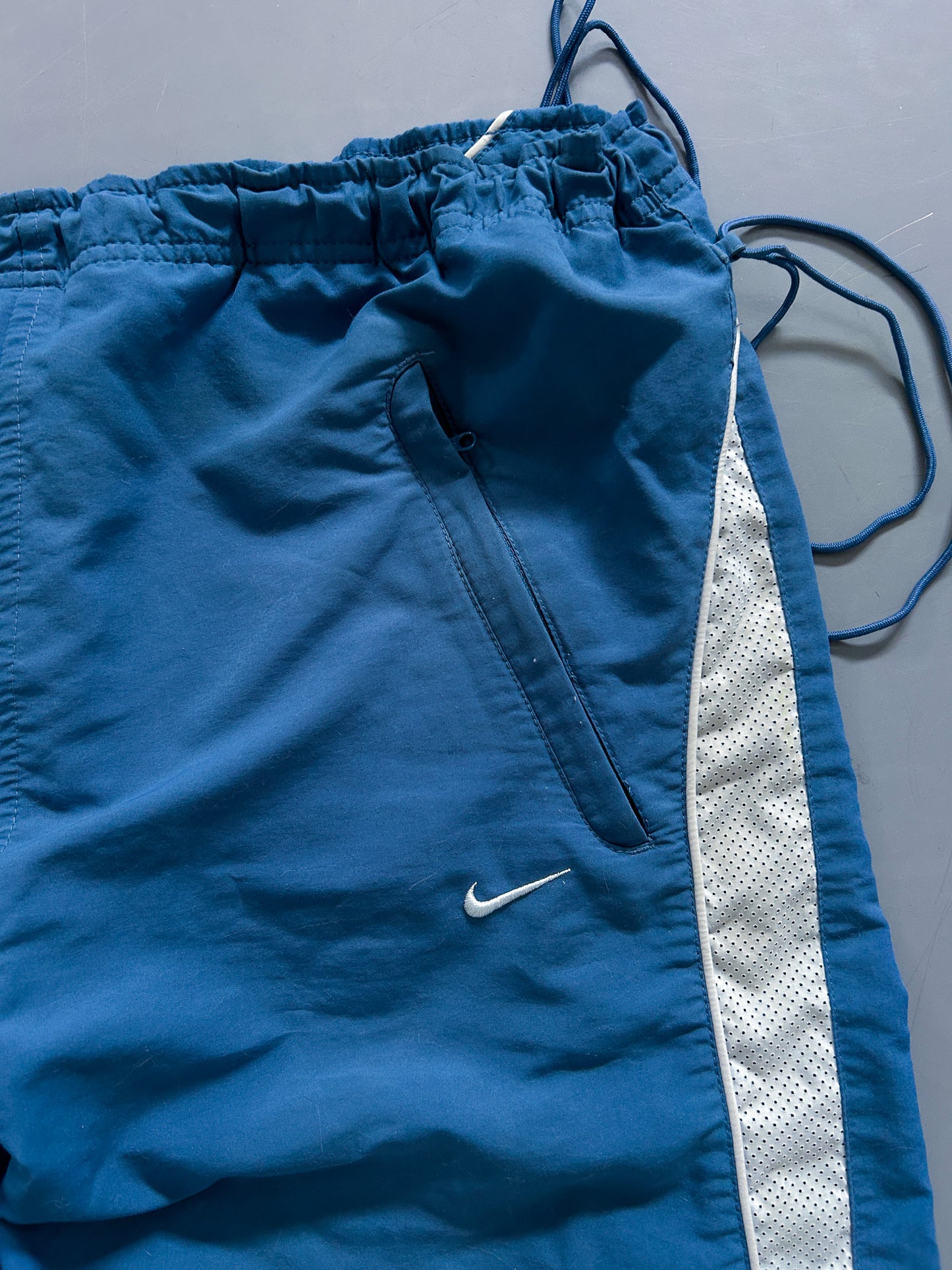 Vintage Nike Shorts | L