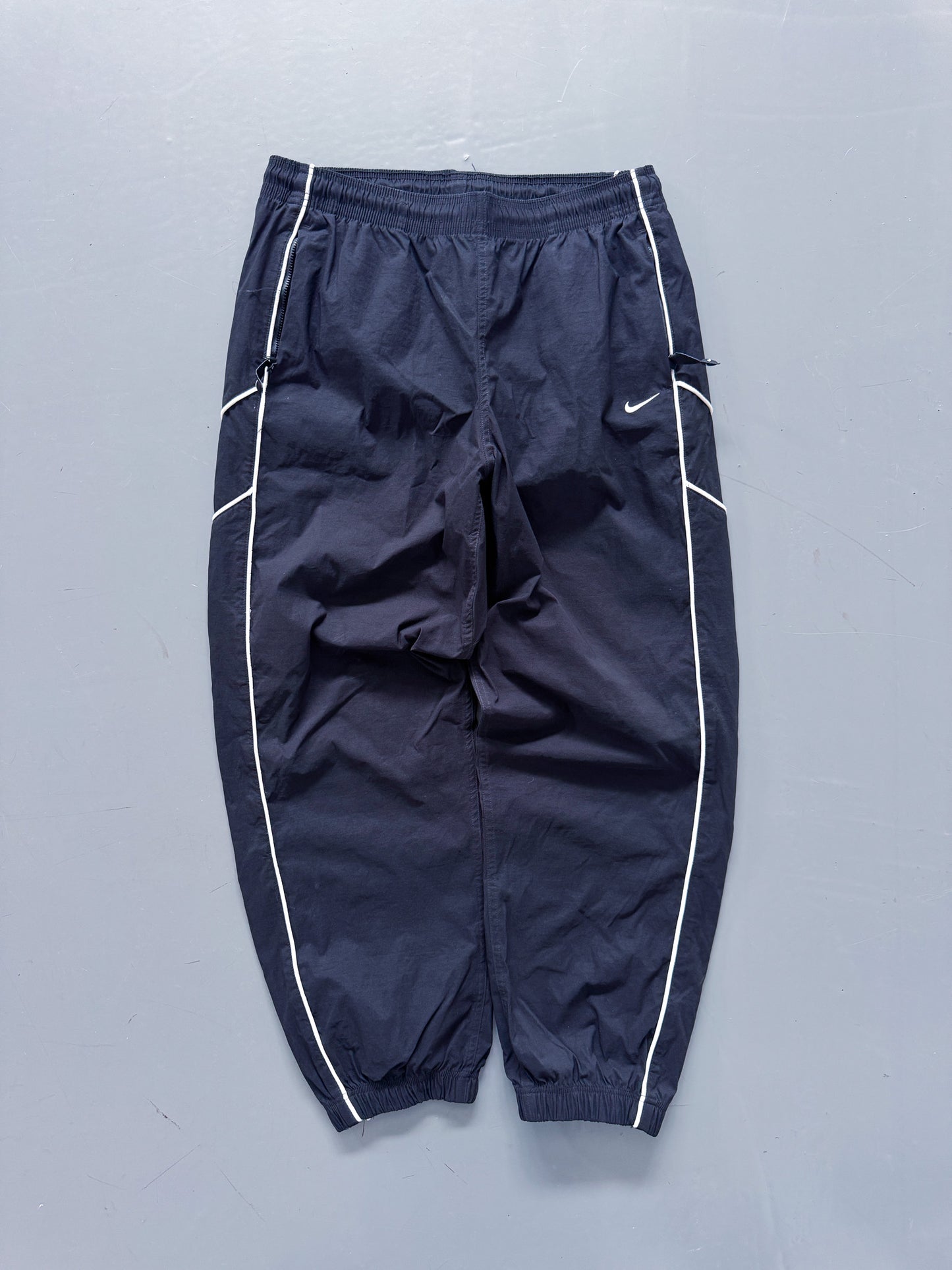 Nike Vintage Trackpants | L
