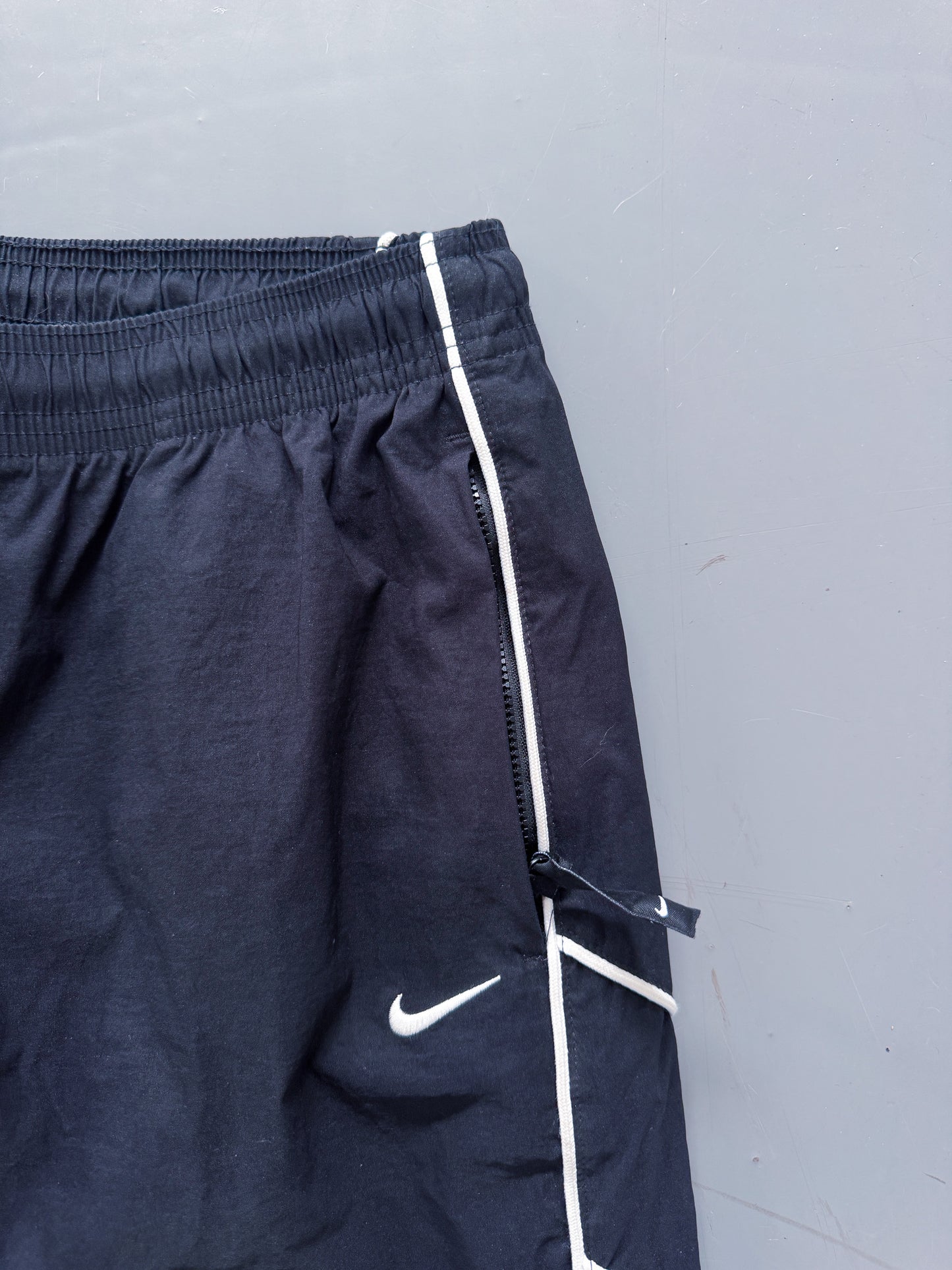 Nike Vintage Trackpants | L