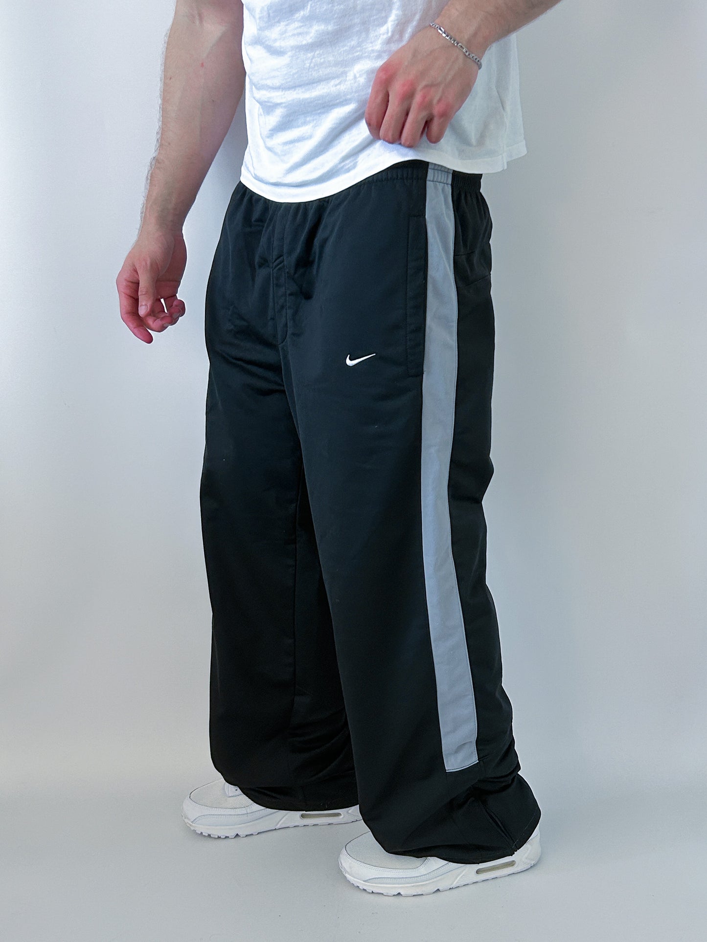 Nike Vintage Trackpants | L
