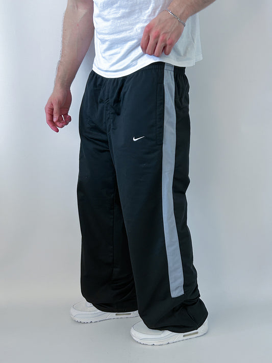 Nike Vintage Trackpants | L