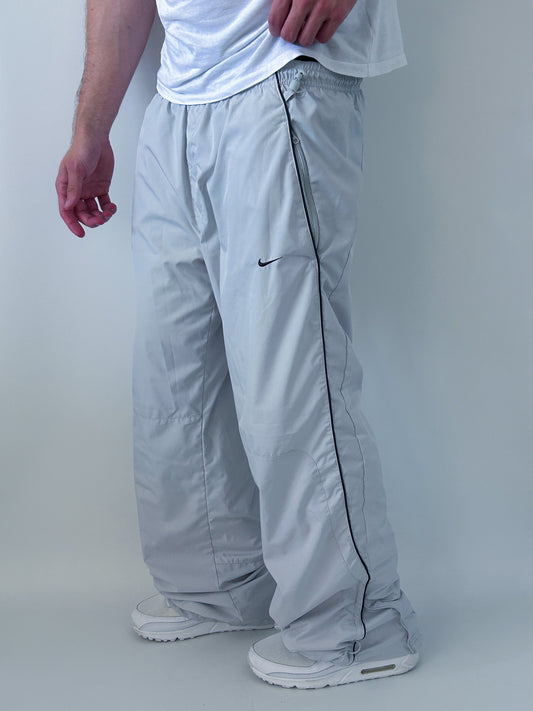 Nike Vintage Trackpants | L