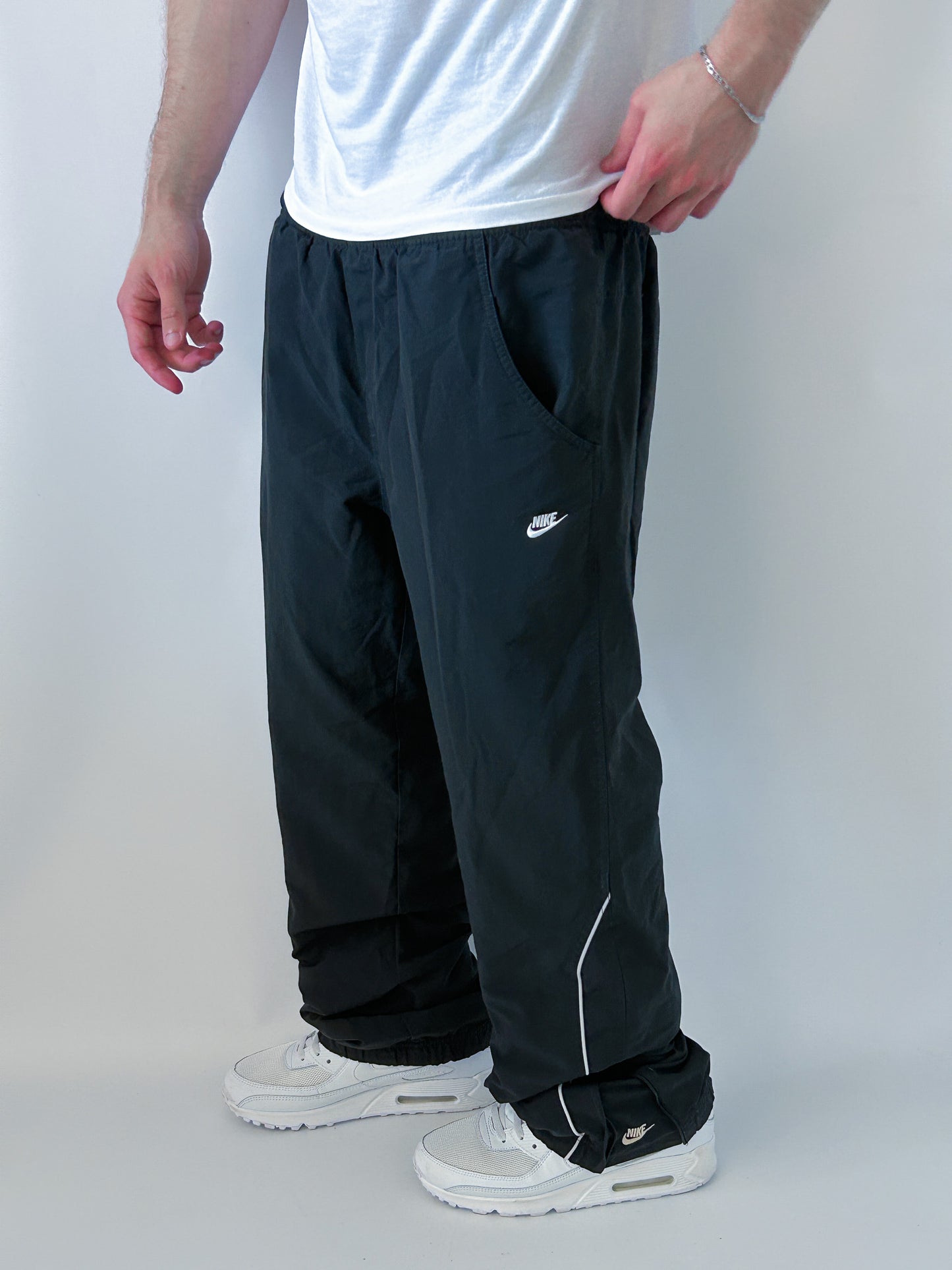 Nike Vintage Trackpants | M