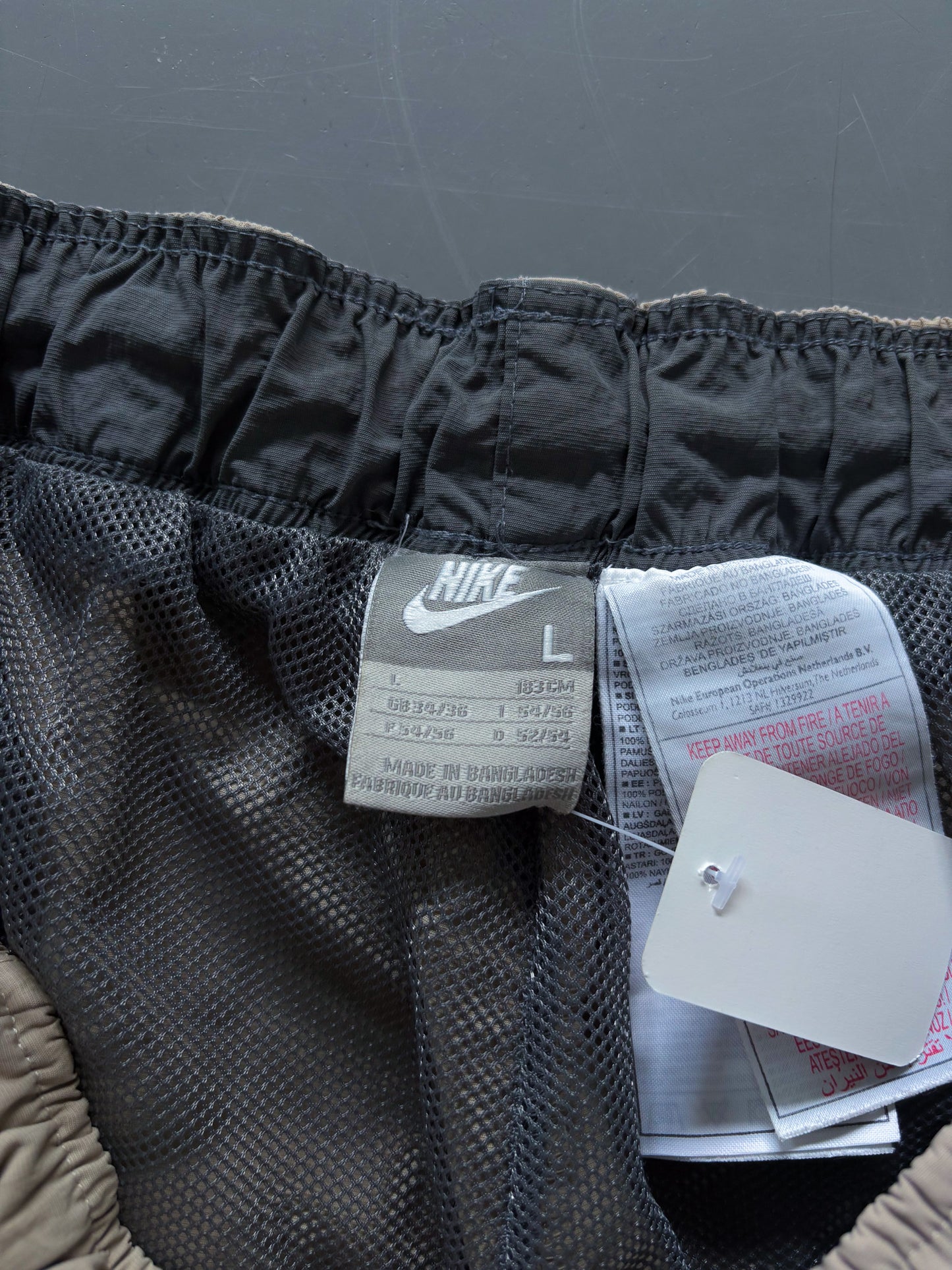 Nike Vintage Trackpants | L