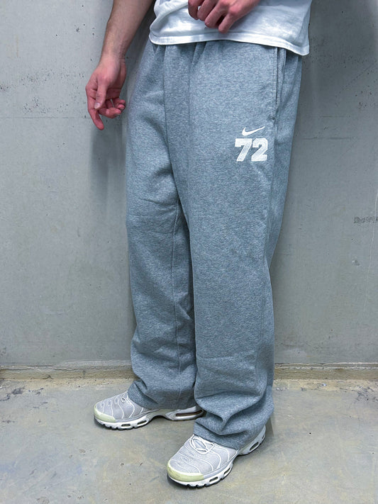 Nike Vintage Sweatpants | XL
