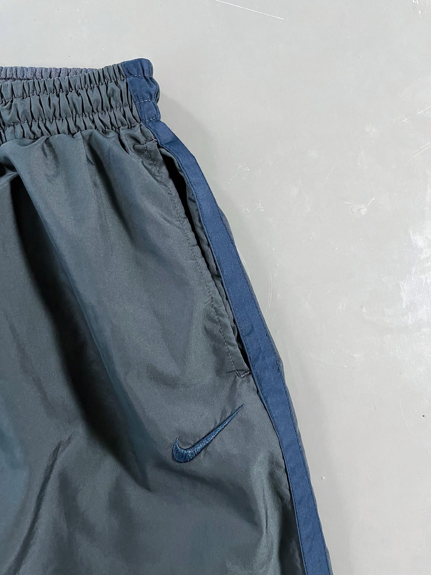 Nike Vintage Trackpants | S