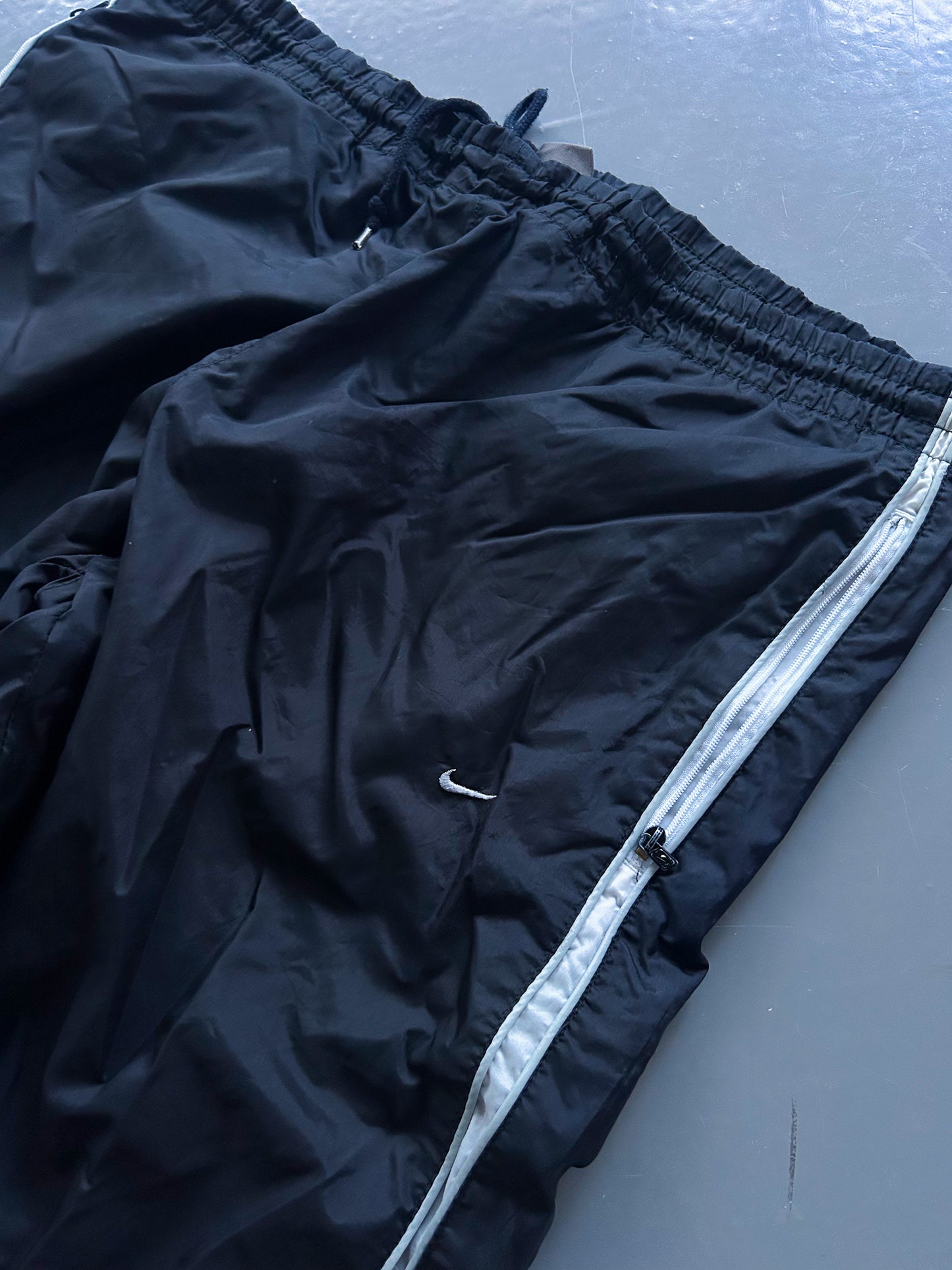 Nike Vintage Trackpants | L