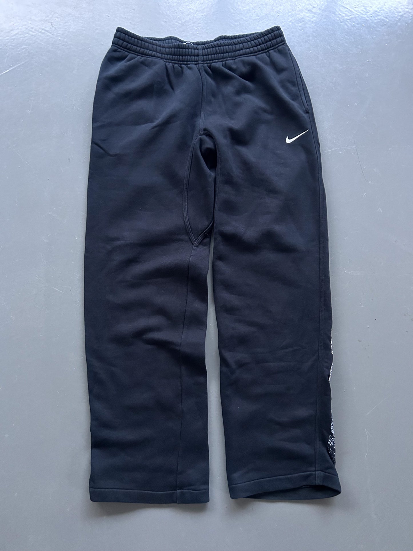 Nike Vintage Open Leg Sweatpants | M