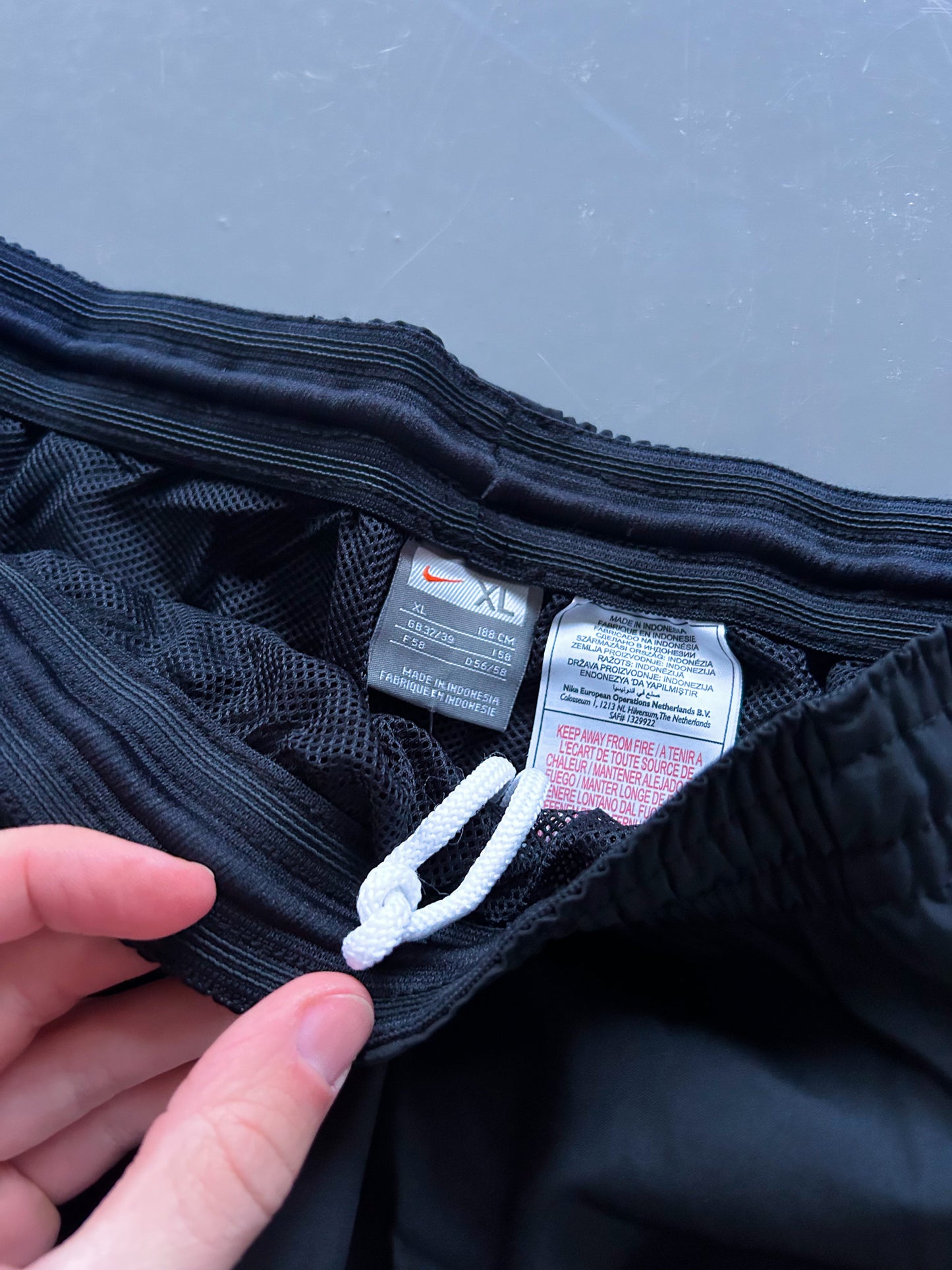 Nike Vintage *Deadstock* Trackpants | L