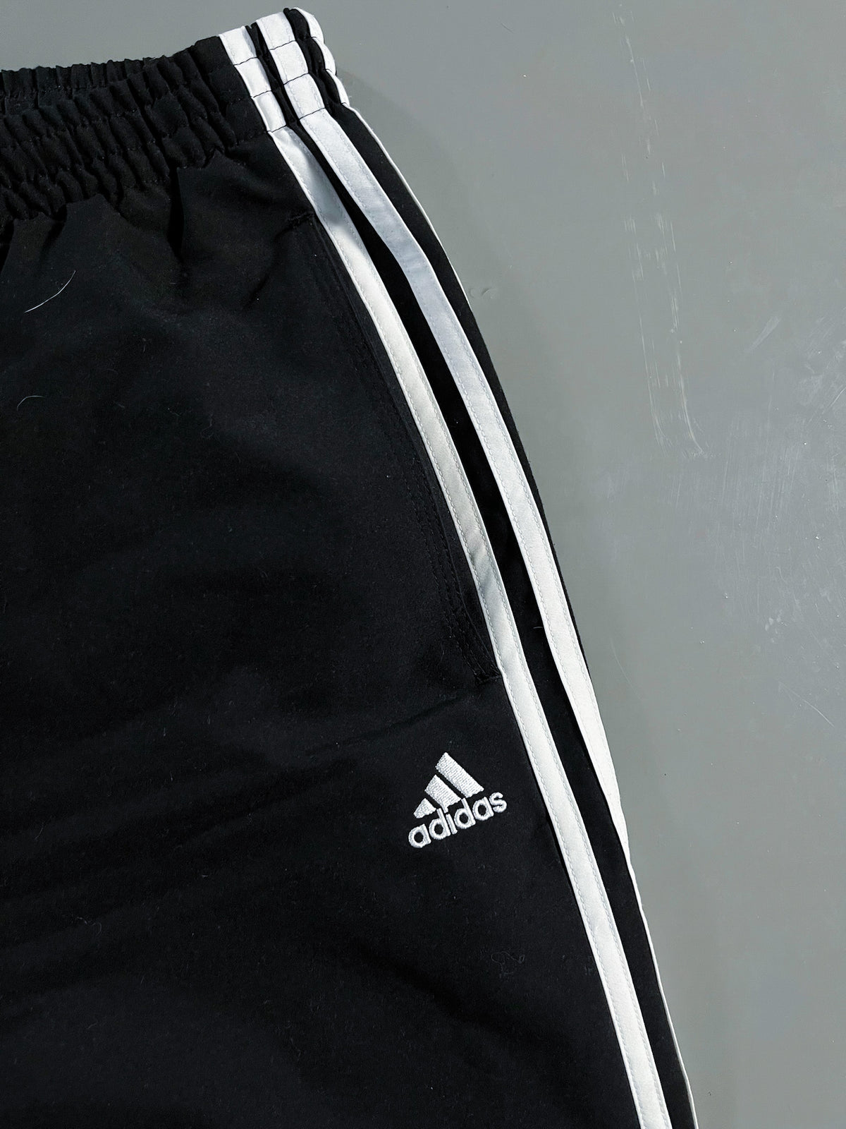 Adidas Vintage Trackpants | L