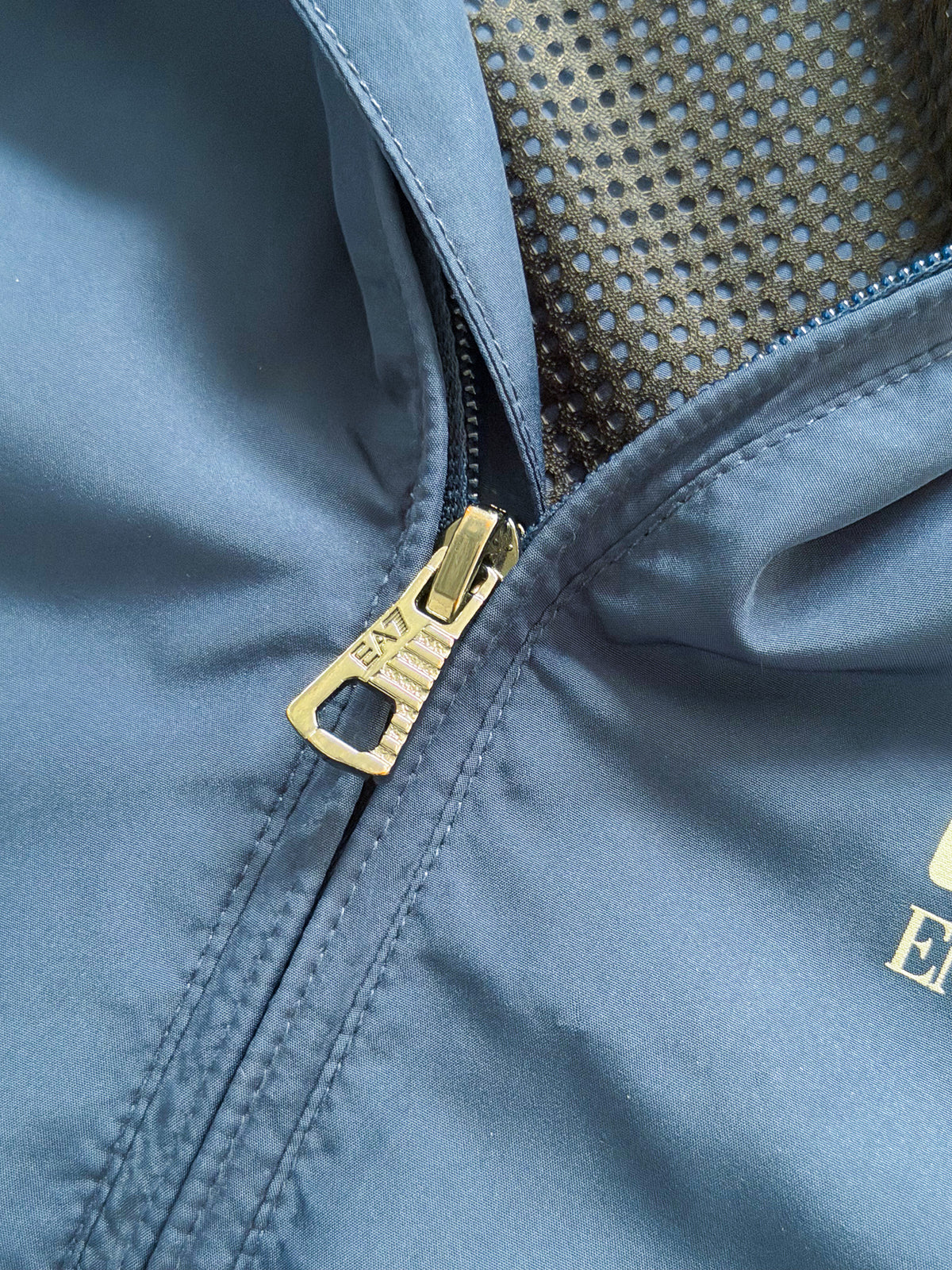 Emporio Armani Vintage *PREMIUM* Trackjacket | S