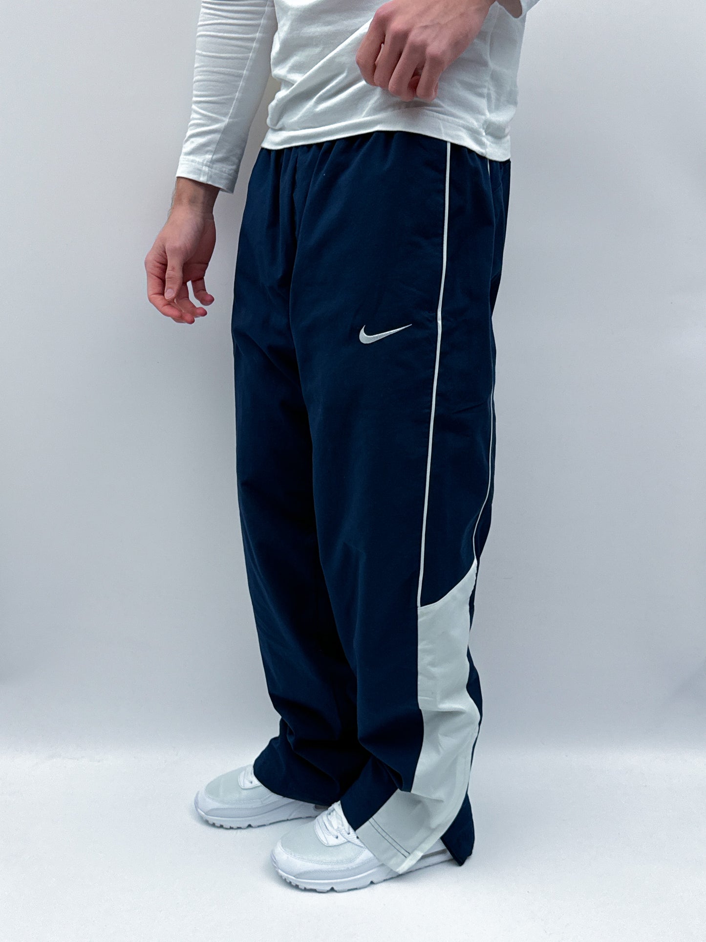 Nike Vintage Trackpants | L