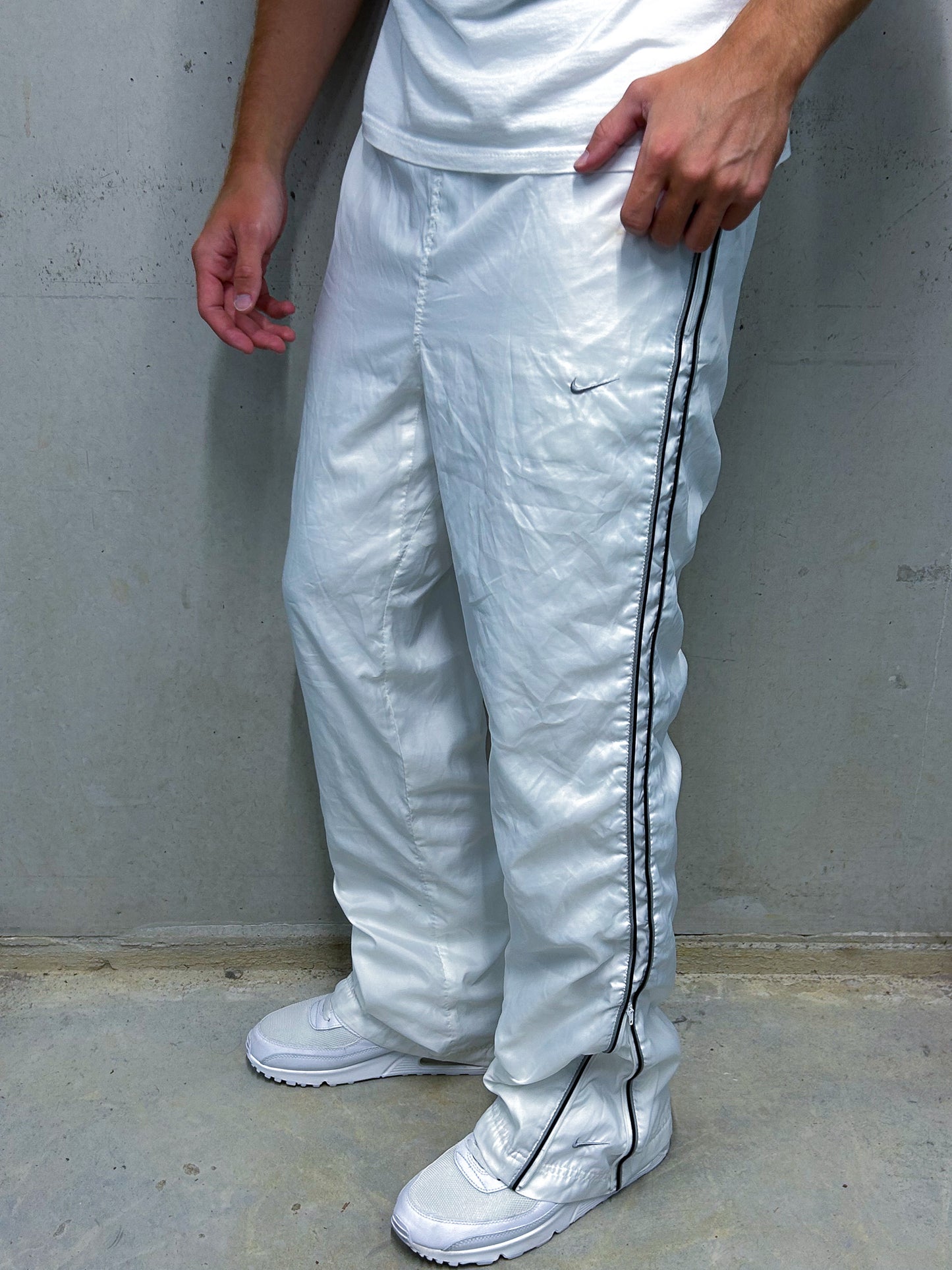 Nike Vintage *Premium* Trackpants | M