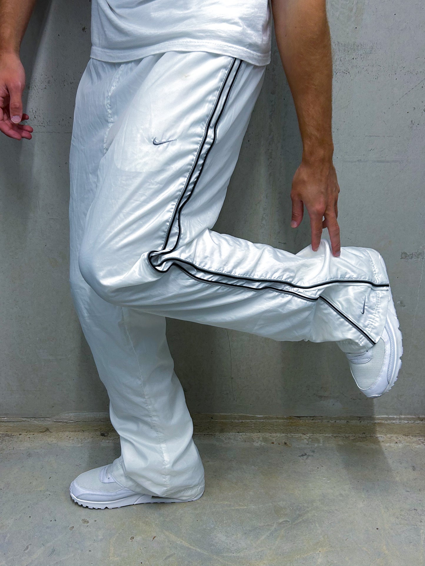 Nike Vintage *Premium* Trackpants | M