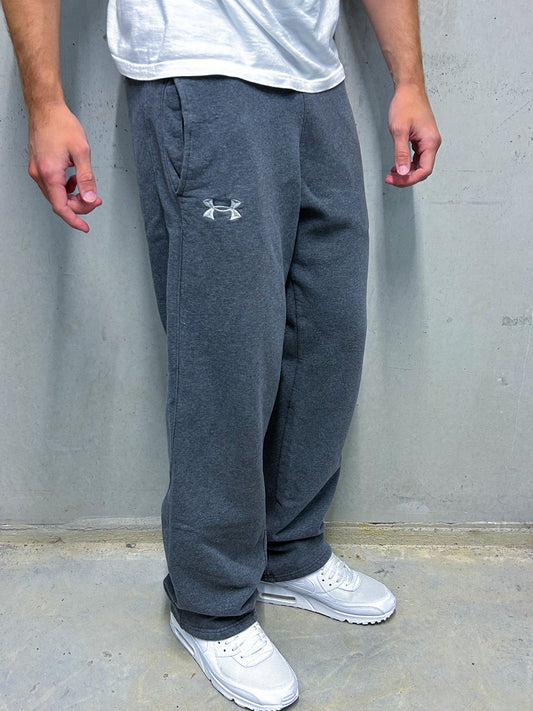 Under Armour Vintage Sweatpants | M