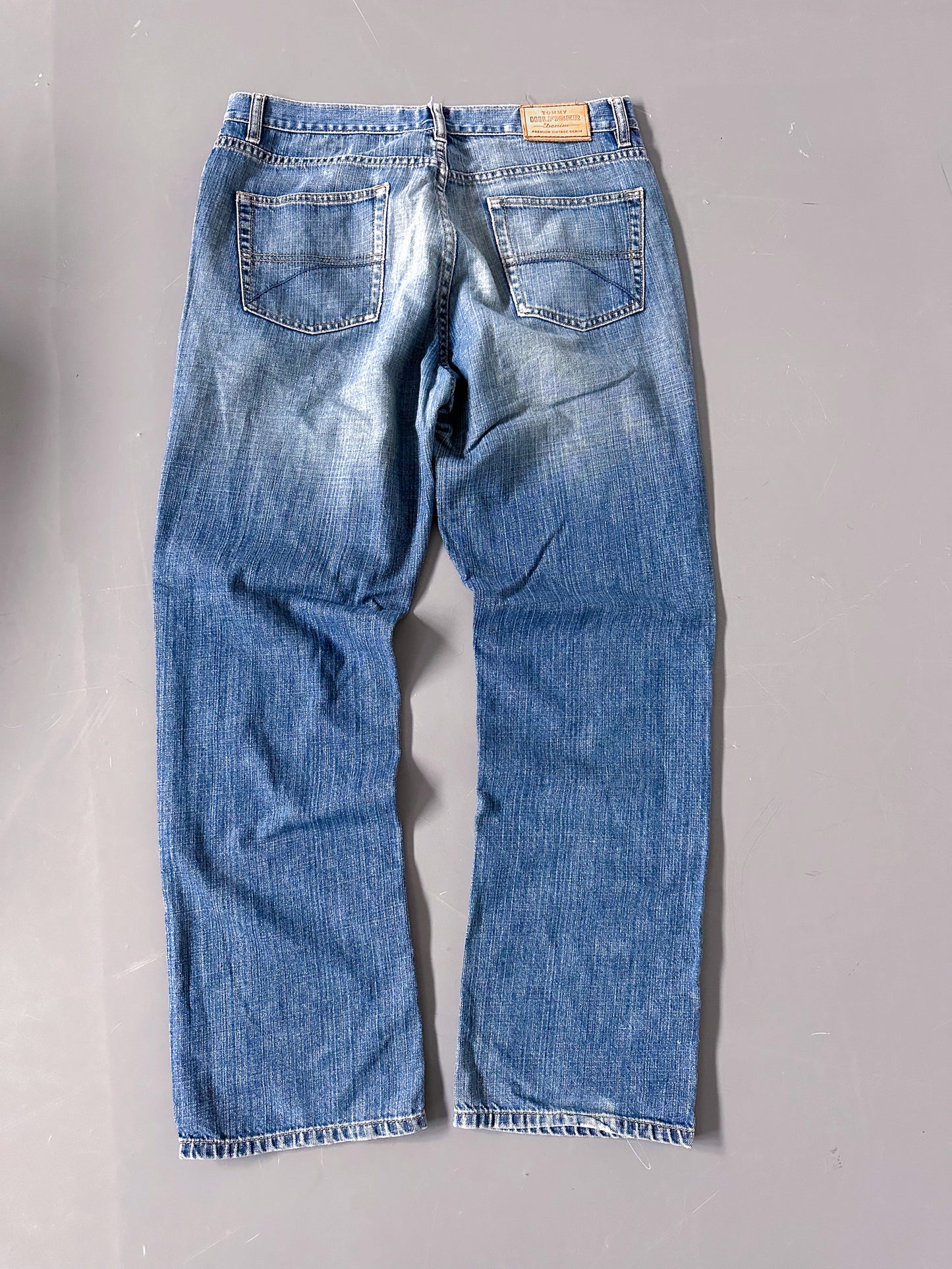 Vintage Tommy Hilfiger  Baggy Jeans |  M