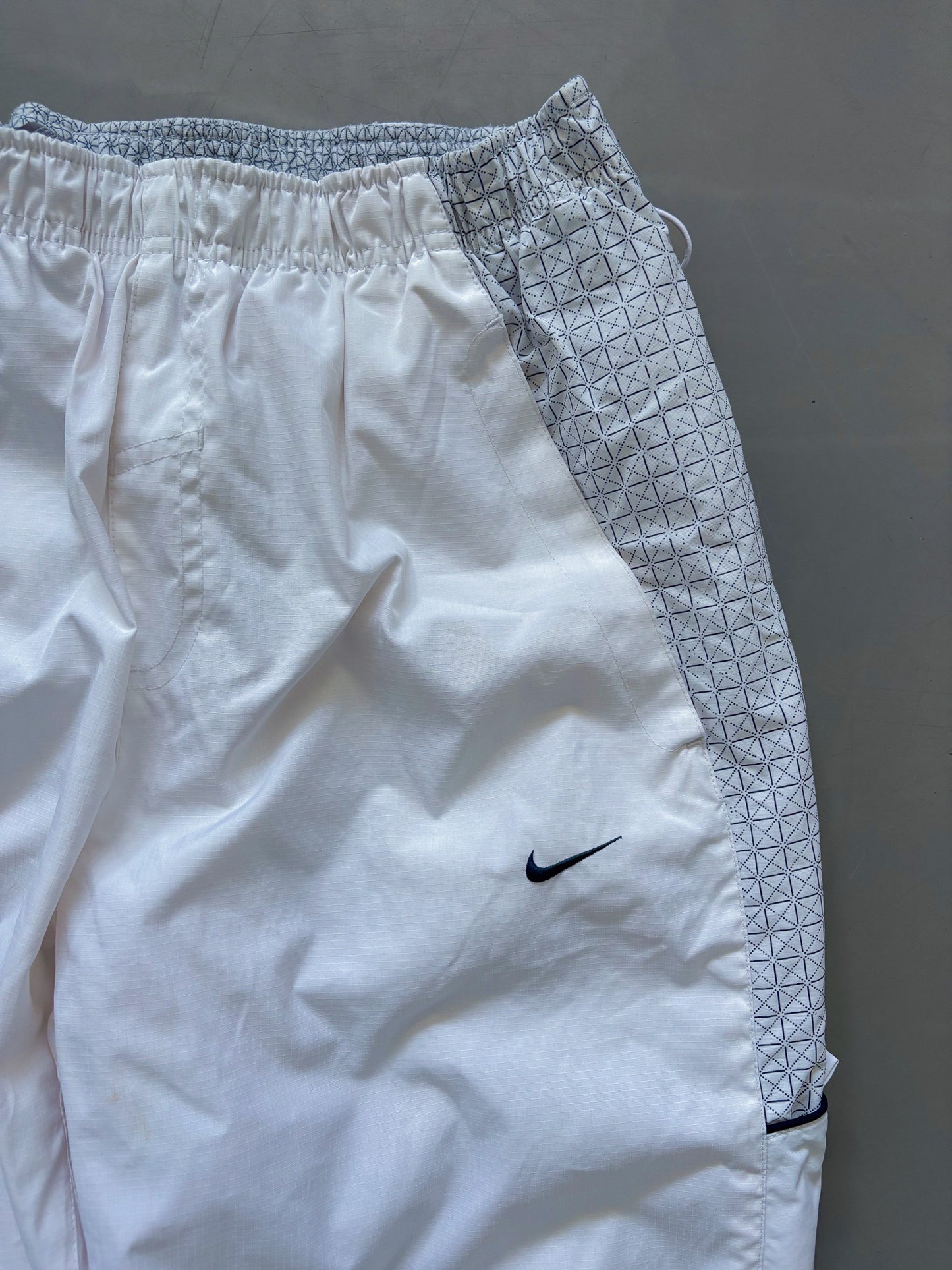 Nike Vintage Trackpants | M