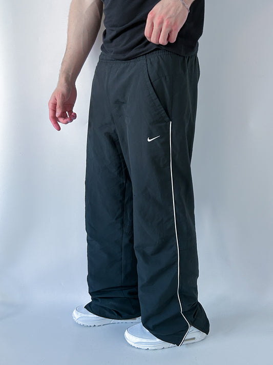 Nike Vintage Trackpants | M