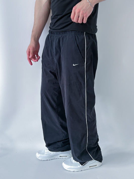 Nike Vintage Trackpants | M