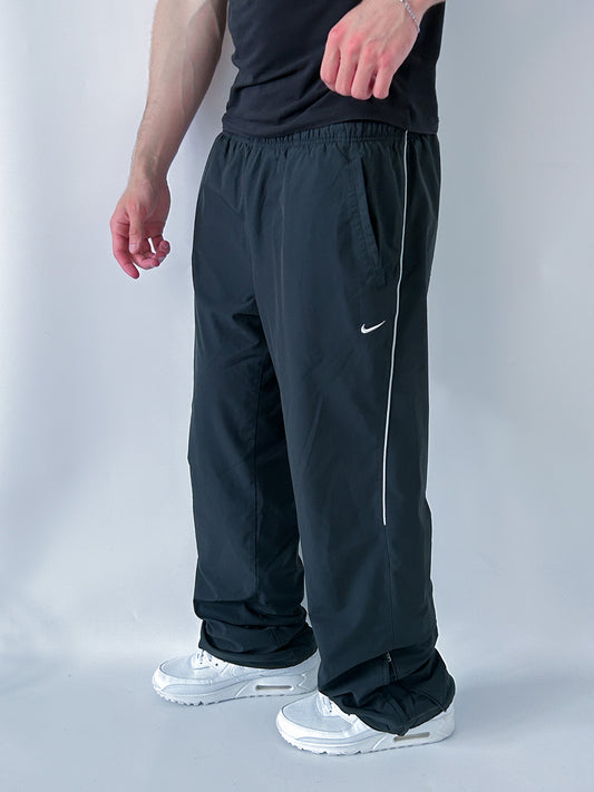 Nike Vintage Trackpants | M