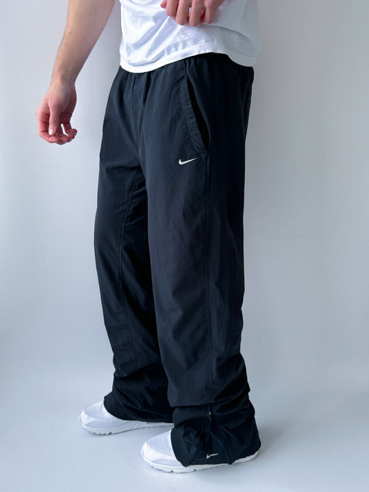 Nike Vintage *PREMIUM* Trackpants | M