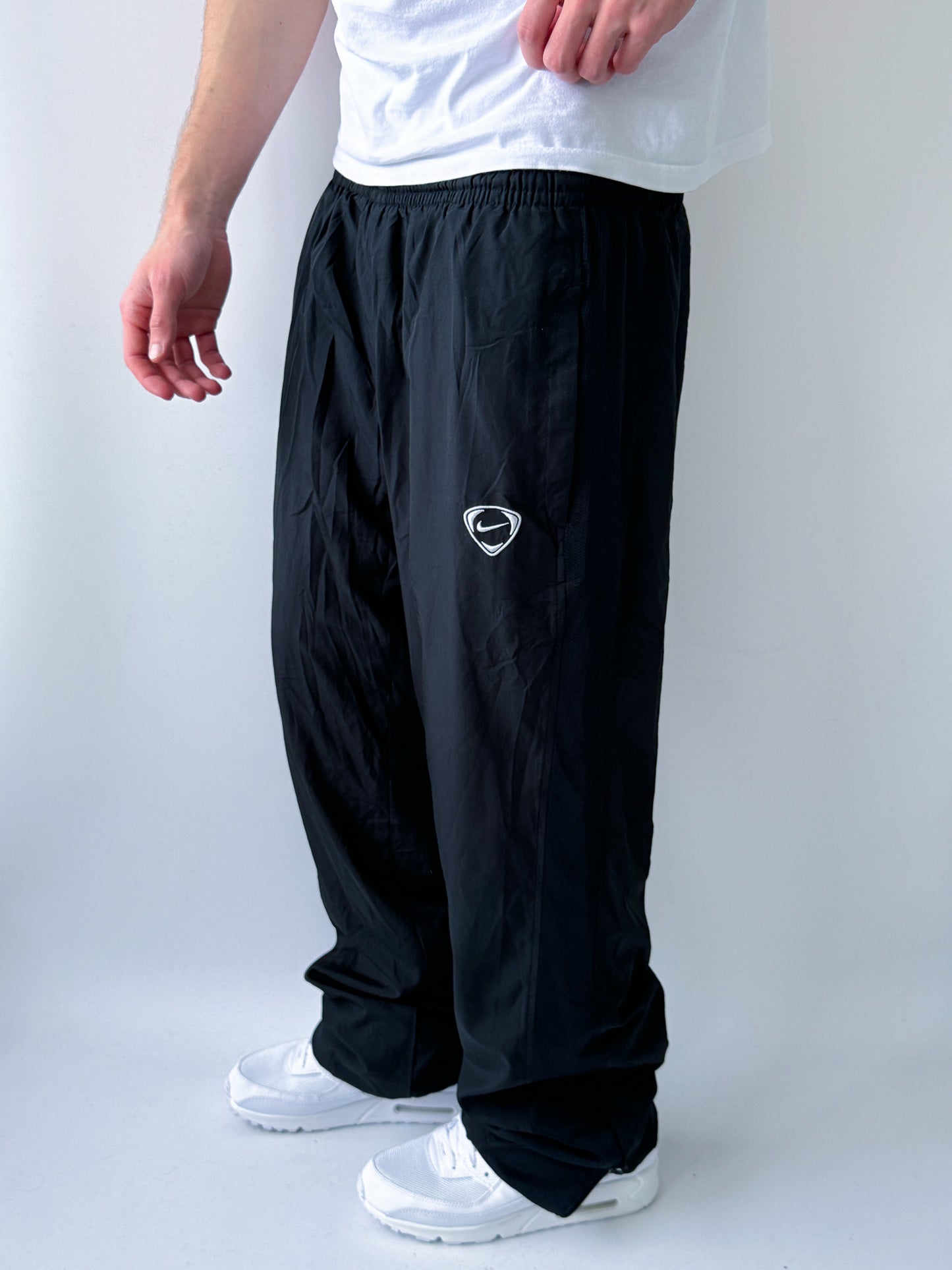 Nike Vintage Trackpants | L