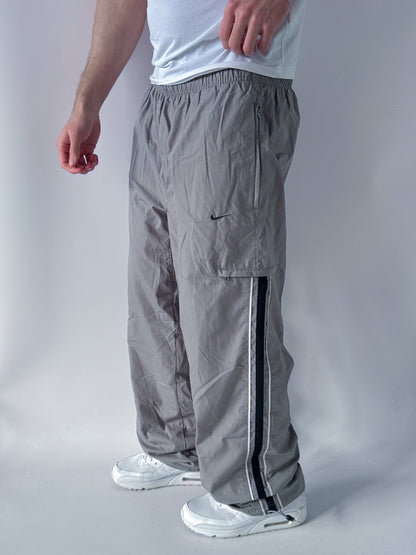 Nike Vintage Trackpants | L