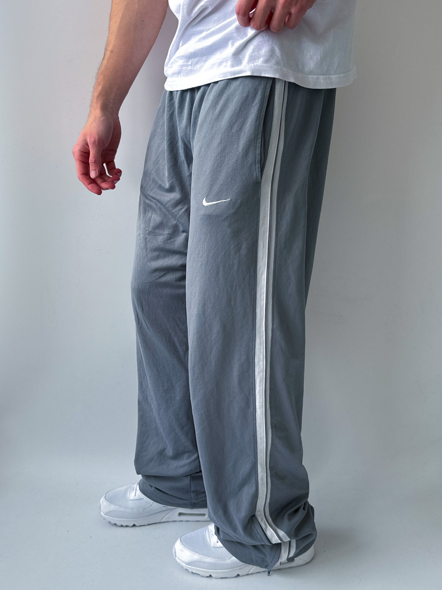 Nike Vintage Trackpants | L