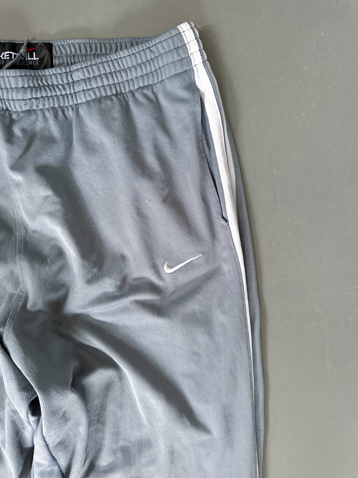 Nike Vintage Trackpants | L