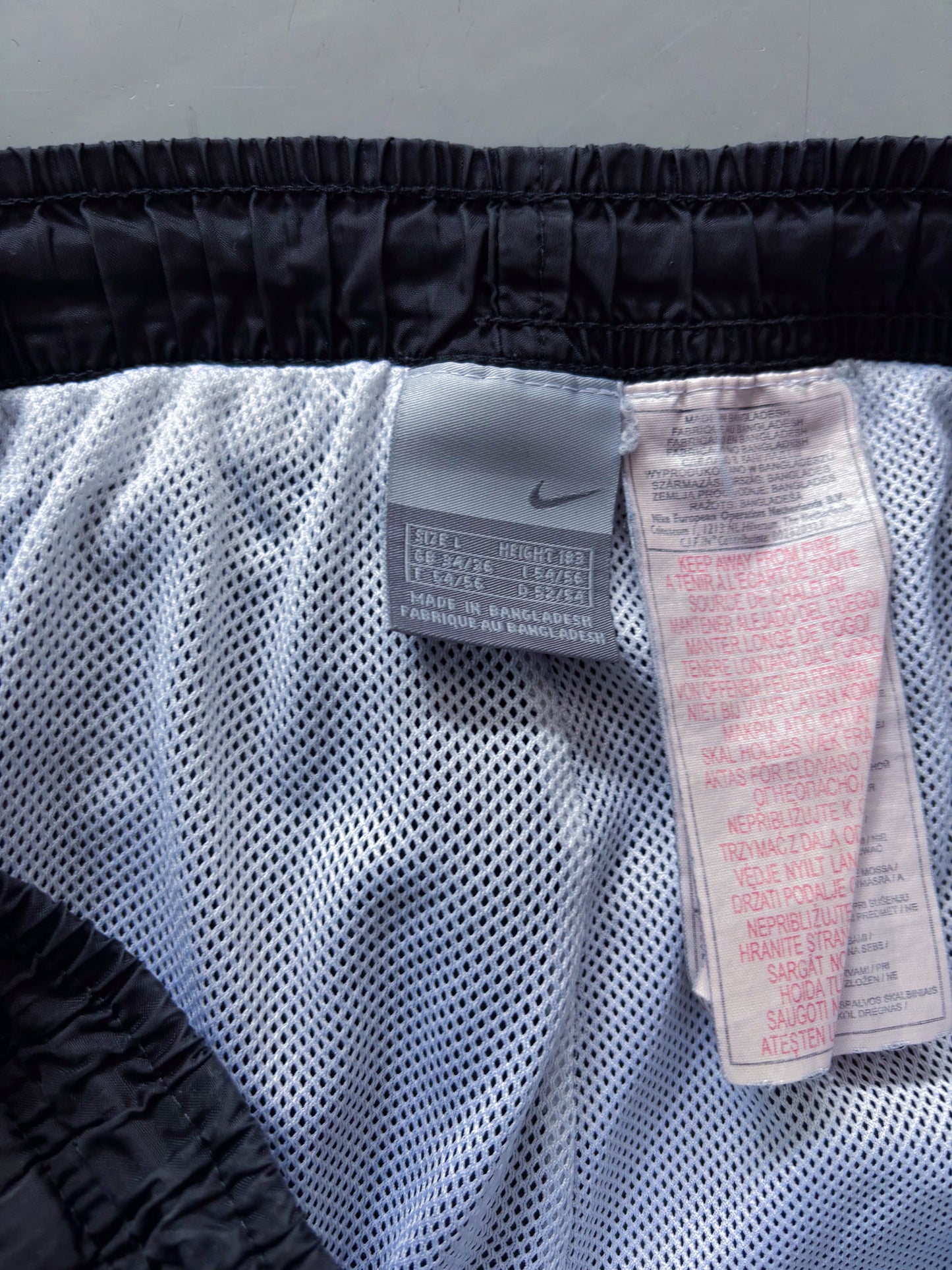 Nike Vintage *PREMIUM* Trackpants | M