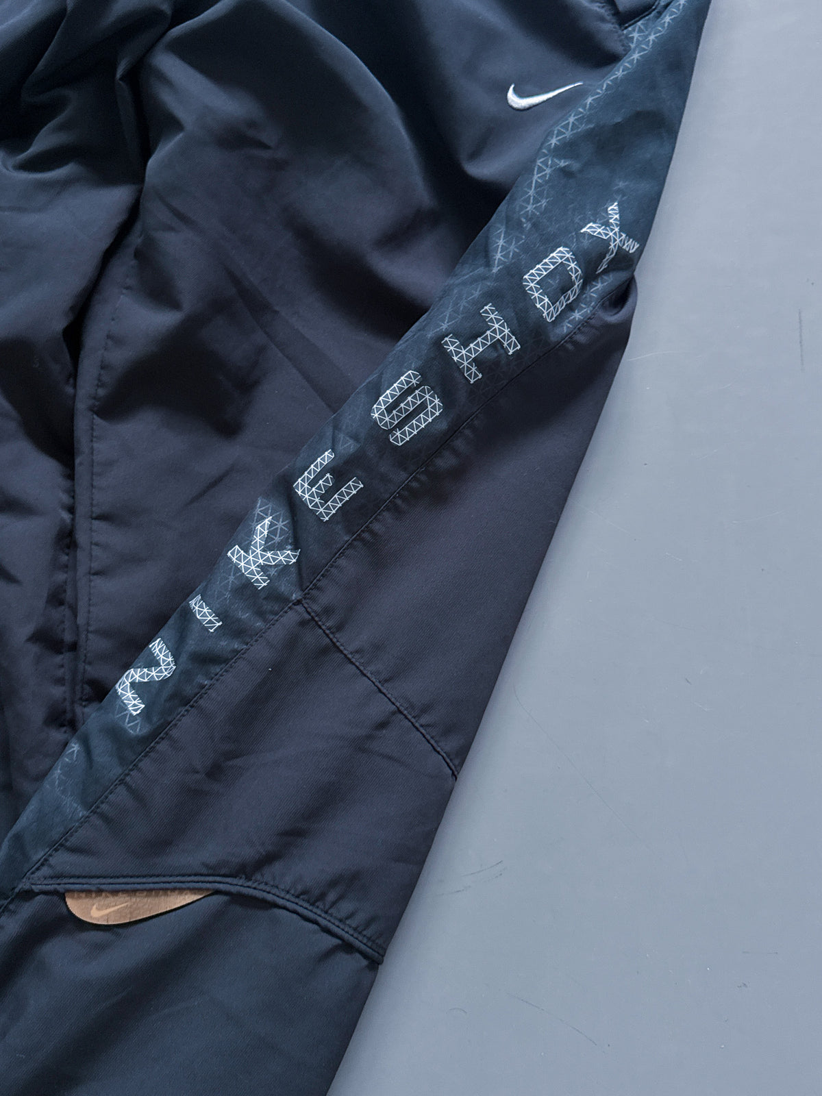 Nike Vintage Trackpants | L