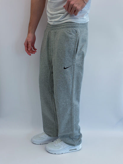 Nike Vintage Sweatpants | M