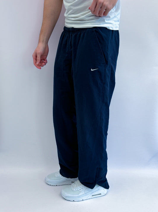 Nike Vintage Trackpants | L