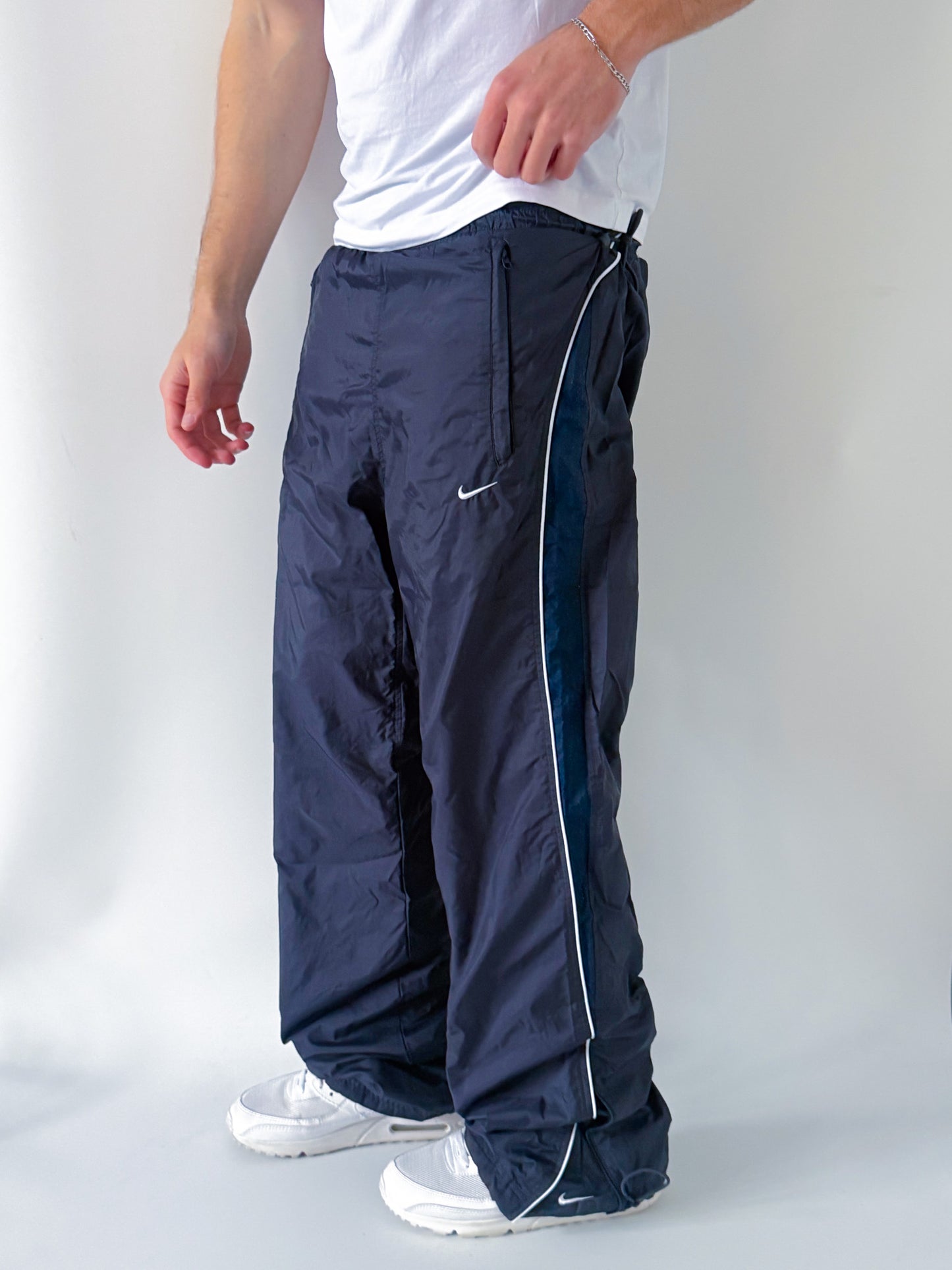Nike Vintage *PREMIUM* Trackpants | M